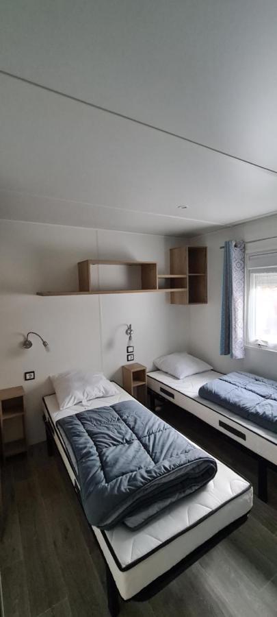 Mobilhome 2 Ch,1 Salon 40M2 De Charme Dans Camping *** Сен-Жюльен-ан-Борн Экстерьер фото